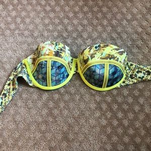 MAAJI bathing suit top